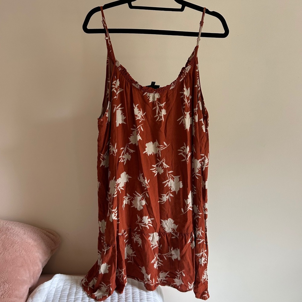 Collection by Bobaeu 1X‎ Rust Floral Print Sleeveless Mini Dress Womens